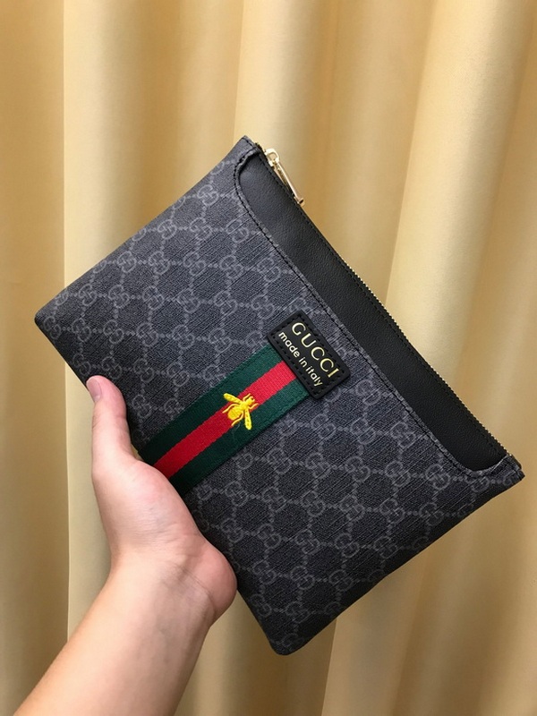 Gucci Wallets 15